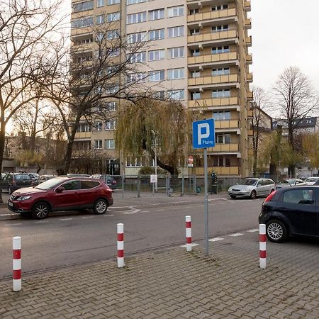 Ochota Homely Apartment Warschau Exterior foto