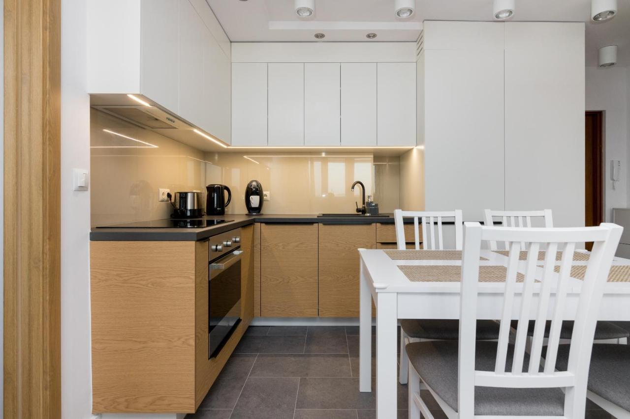 Ochota Homely Apartment Warschau Exterior foto